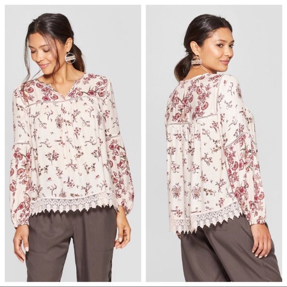 KNOX ROSE Light Pink Boho Split Neck Lace Hem Blouse Size Small